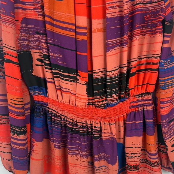 Black Rainn Casual Multicolor Abstract Pleated Front & Back Blouse Size Medium - Picture 11 of 11